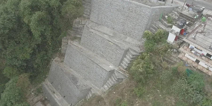 Taludes y muros en Chiguayante